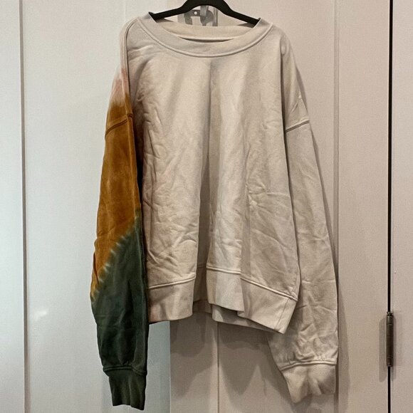 Velvet by Graham & Spencer Tie Dye Sweatshirt Size L - Picture 2 of 3